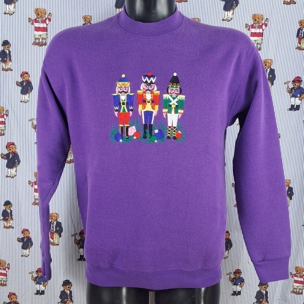 Vintage 90s embroidered Christmas nutcrackers purple LG pullover sweatshirt - Picture 2 of 4